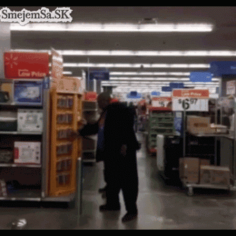 GIF: Titanic v supermarkete